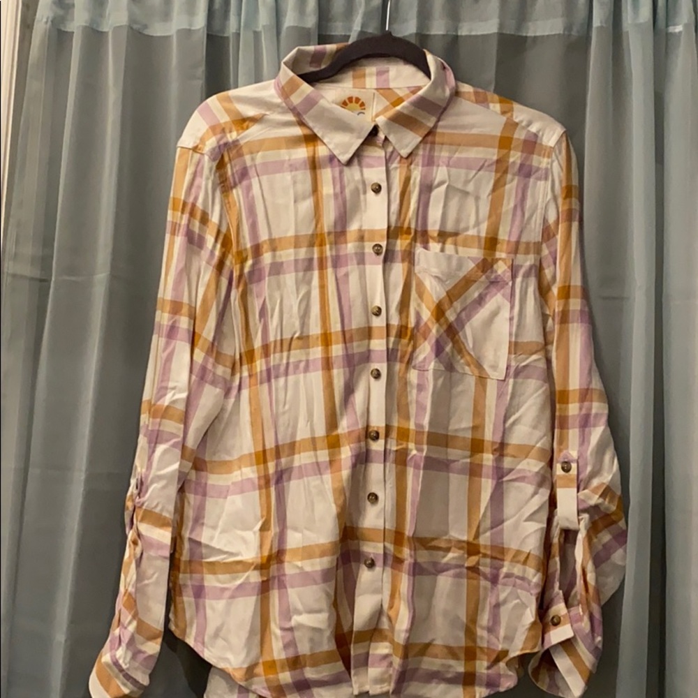 Thin & Soft Plaid Button Up Shirt/ Flannel